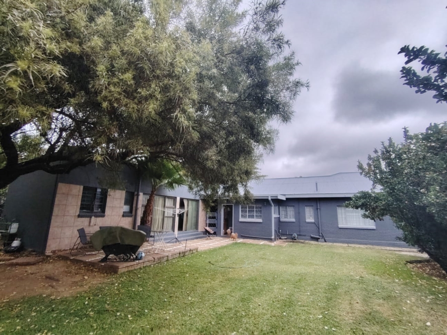 4 Bedroom Property for Sale in Dan Pienaar Free State